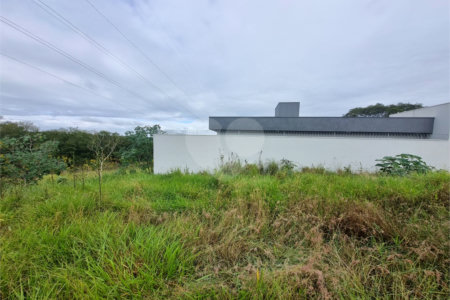 Terreno à venda 262m² prolongamento do jardim das torres