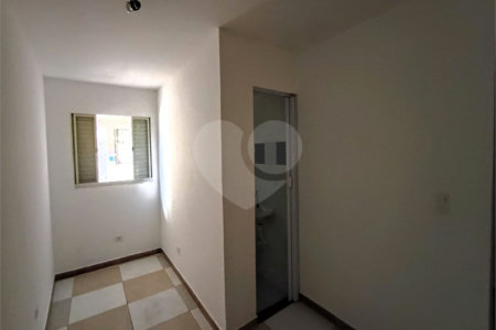 Casa para alugar com 1 quarto no condomínio Cond R Claudio Rodrigues Lopes, São Paulo - SP