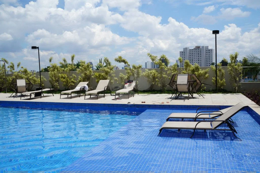 Alto da boa vista , Locação 1 dormitório com vaga de garagem. Academia, piscina , Spa , salões de convivência.