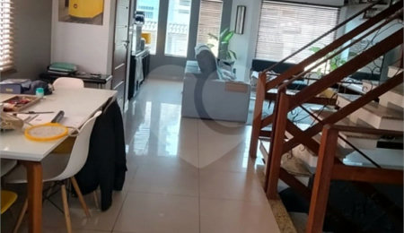 Casa à venda com 4 quartos, sendo 1 suíte, em Santana, São Paulo, SP