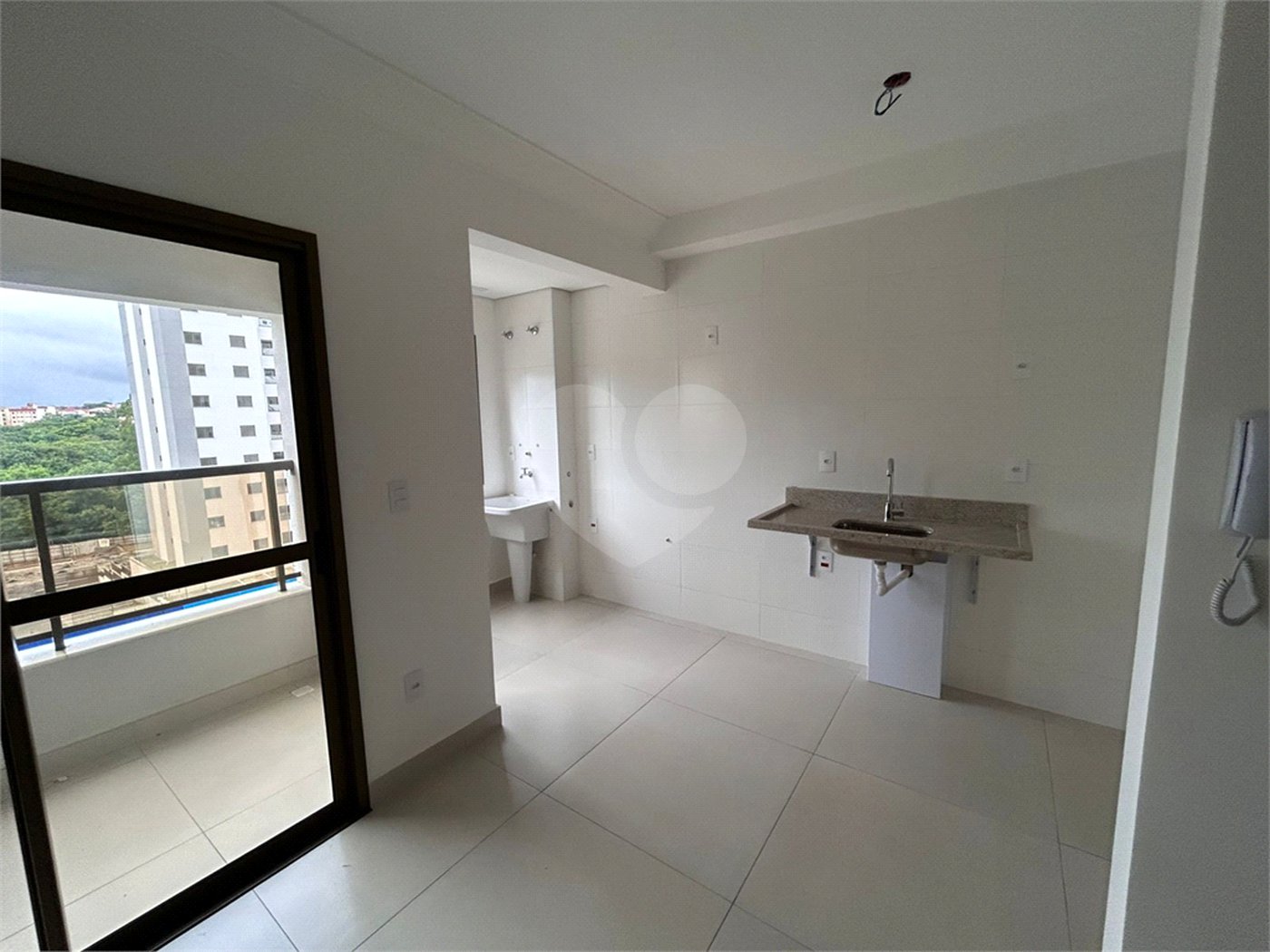 Apartamento à venda com 3 quartos, sendo 1 suíte, em Jardim Santiago, Indaiatuba, SP