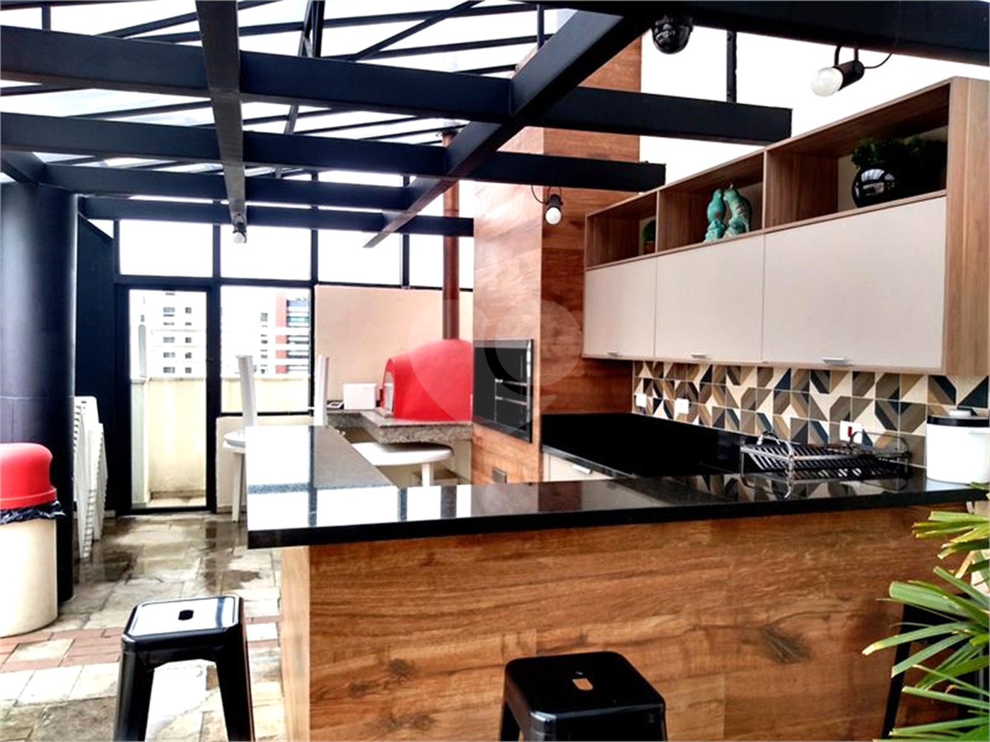 Apartamento à venda com 2 quartos, sendo 1 suíte, em Moema, São Paulo, SP