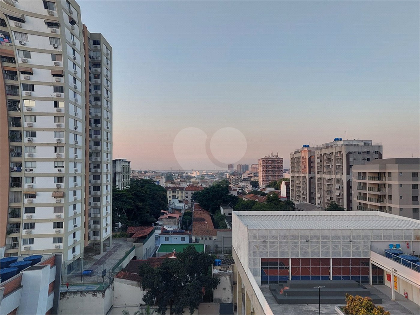 Cobertura à venda com 3 quartos, sendo 2 suítes,  em Maracanã, Rio de Janeiro, RJ