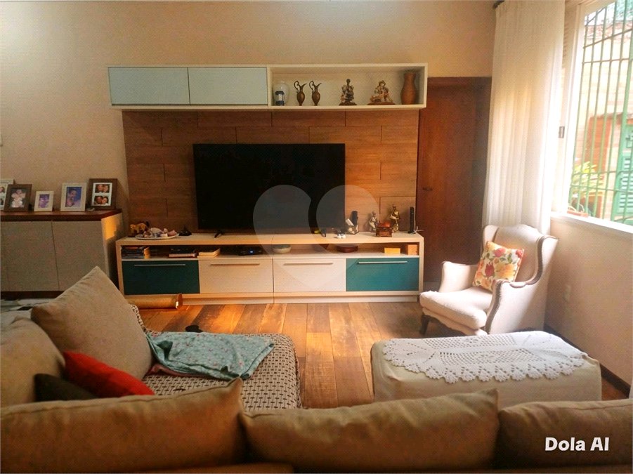 Casa à venda com 4 quartos, sendo 1 suíte,  em Tijuca, Rio de Janeiro, RJ