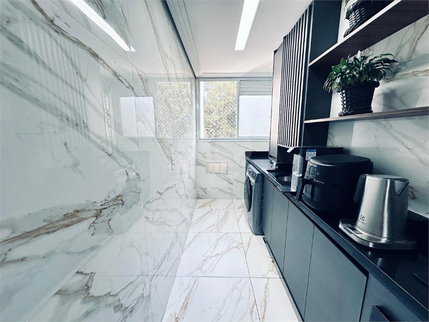 Apartamento à venda com 2 quartos, sendo 1 suíte, em Santo Amaro, São Paulo, SP