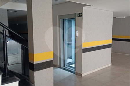 Apartamento à venda com 3 quartos, sendo 1 suíte, em Vila Eldízia, Santo André, SP