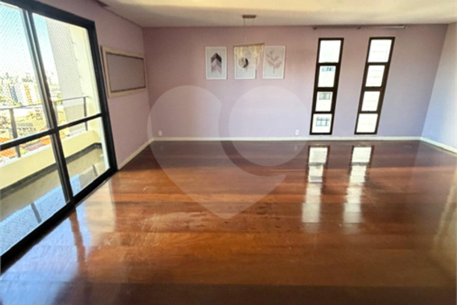 Apartamento à venda com 3 quartos, sendo 1 suíte, em Vila Guilherme, São Paulo, SP