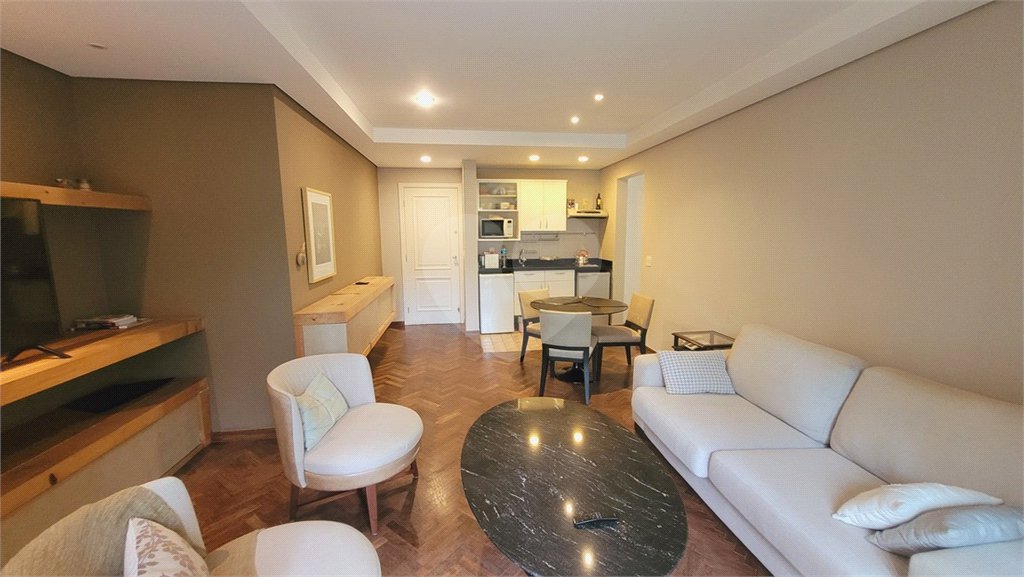Apartamento à venda com 1 suíte em Pinheiros, São Paulo, SP