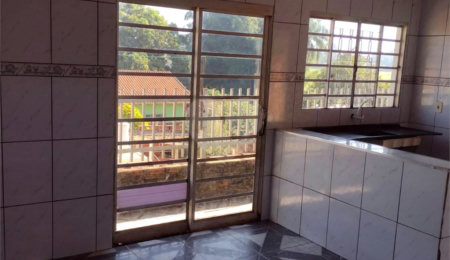 Casa à venda com 4 quartos, sendo 1 suíte,  em Rechan, Itapetininga, SP