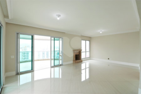 Apartamento à venda com 4 quartos, sendo 3 suítes, em Santana, São Paulo, SP