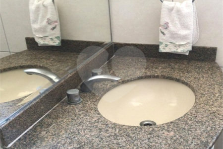 Apartamento à venda com 2 quartos, sendo 1 suíte,  em Itararé, São Vicente, SP