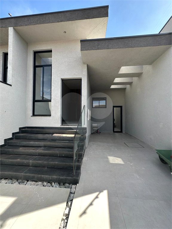 Casa Térrea à venda com 3 quartos, sendo 1 suíte, em Jardim do Lago, Atibaia, SP