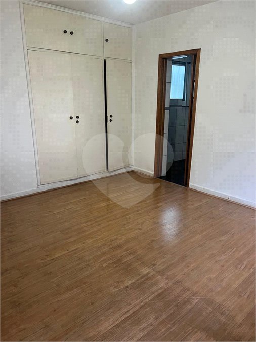 Sobrado à venda com 4 quartos, sendo 3 suítes, em Santana, São Paulo, SP