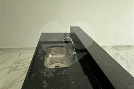 Casa à venda com 2 quartos, sendo 1 suíte, no condomínio Parque Guará, Rio de Janeiro - RJ