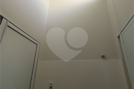 Casa à venda com 3 quartos, sendo 1 suíte,  no condomínio Ipes 2, Tatuí - SP