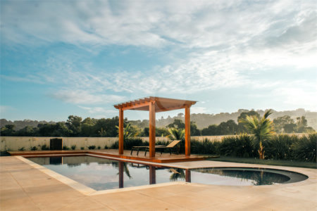 Casa à venda com 4 suítes no condomínio Residencial Saint Charbel, Araçoiaba da Serra - SP
