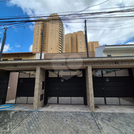 Sobrado à venda com 2 suítes em Vila Polopoli, São Paulo, SP