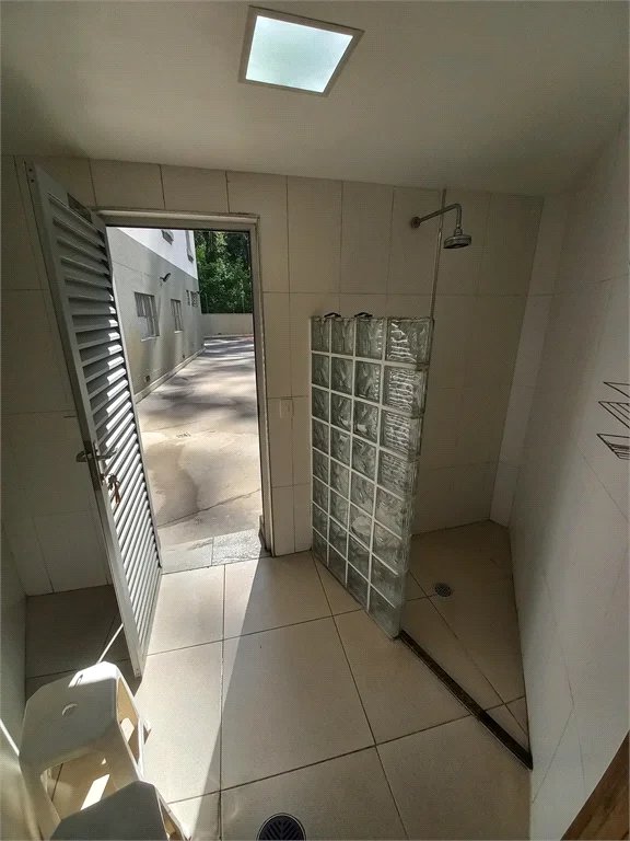 Apartamento à venda com 3 quartos, sendo 1 suíte,  em Vila Andrade, São Paulo, SP