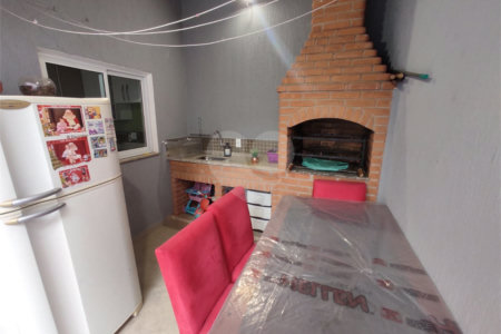 Sobrado à venda com 3 quartos, sendo 1 suíte, em Vila Ema, São Paulo, SP