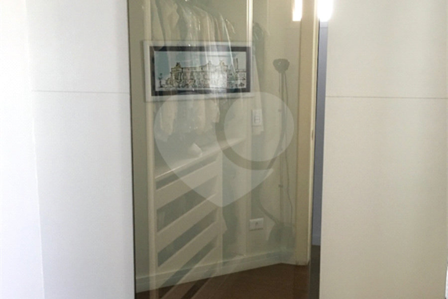 Apartamento à venda com 3 suítes em Tatuapé, São Paulo, SP