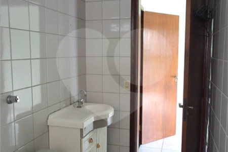Sobrado à venda com 4 quartos, sendo 1 suíte, em Portal das Acácias, Indaiatuba, SP