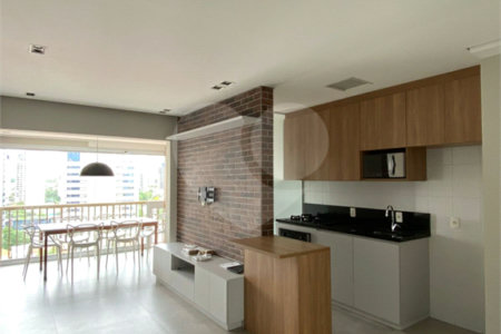Apartamento para alugar com 2 quartos, sendo 1 suíte,  em Vila Gertrudes, São Paulo, SP