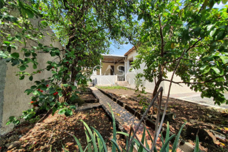 Casa à venda com 3 quartos em Vila Augusta, Sorocaba, SP