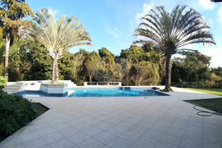 Casa à venda com 3 suítes em Nova Gardênia, Atibaia, SP