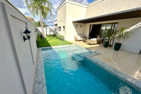 Casa à venda com 3 suítes no condomínio Florais do Valle, Cuiabá - MT