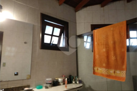Sobrado à venda com 5 quartos, sendo 3 suítes, em Jardim Franca, São Paulo, SP