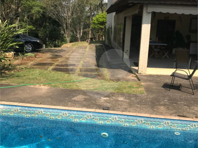 Sobrado à venda com 4 quartos, sendo 2 suítes,  em Serra da Cantareira, Mairiporã, SP