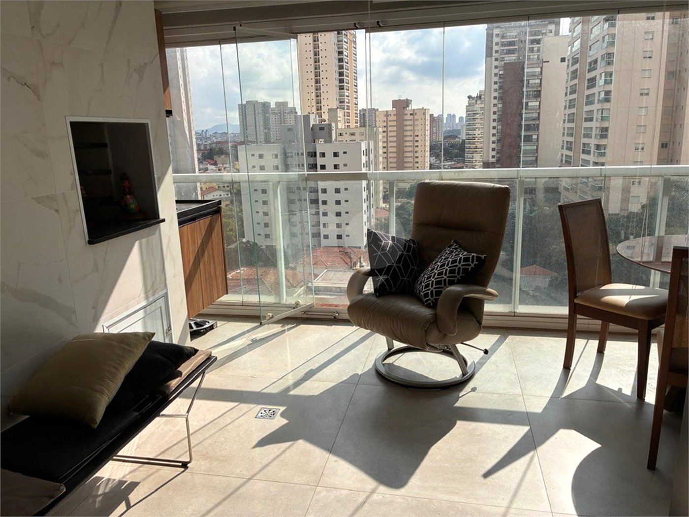 Apartamento à venda com 2 quartos, sendo 1 suíte, em Santa Teresinha, São Paulo, SP