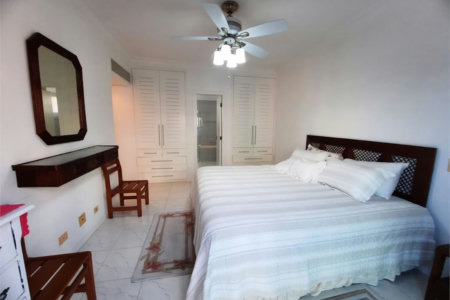 Apartamento com 3 dormitórios à venda, 179 m² por R$ 3.800.000,00 - Pitangueiras - Guarujá/SP