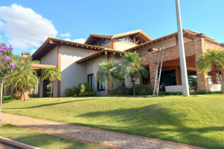 Terreno para venda no condomínio de alto padrão Damha Golf