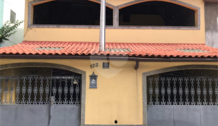 Casa à venda com 3 quartos, sendo 1 suíte,  em Campo Grande, Rio de Janeiro, RJ