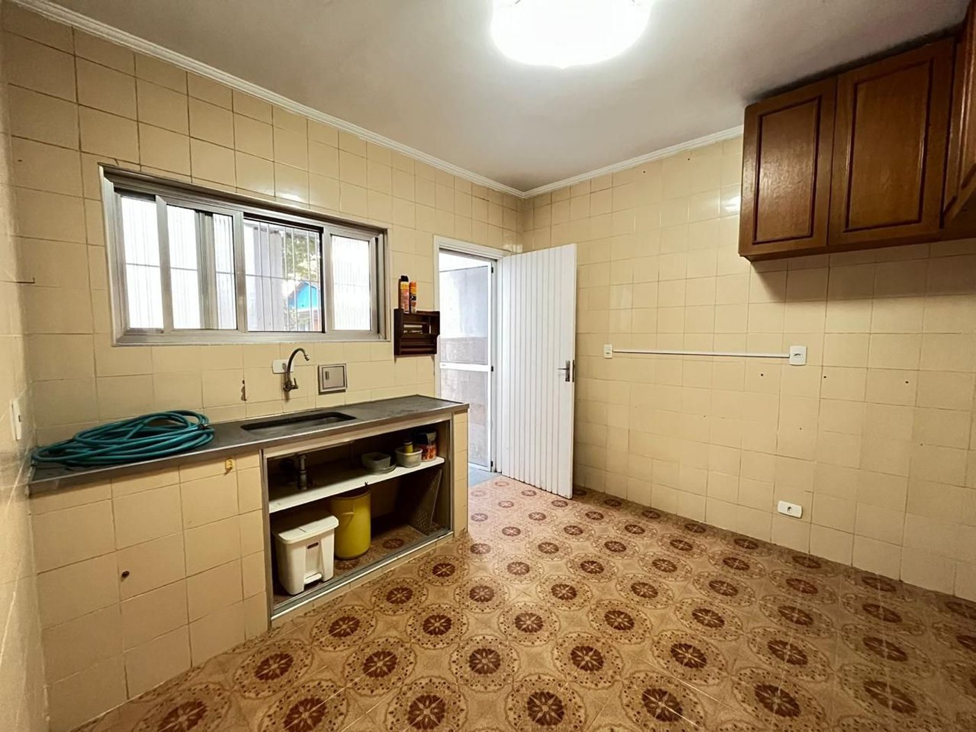 Casa com 1 dormitório à venda, 80 m² por R$ 300.000,00 - Loteamento João Batista Julião - Guarujá/SP