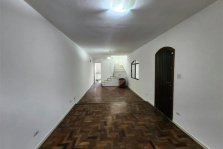 Casa à venda com 3 quartos, sendo 1 suíte,  em Jardim Celeste, São Paulo, SP