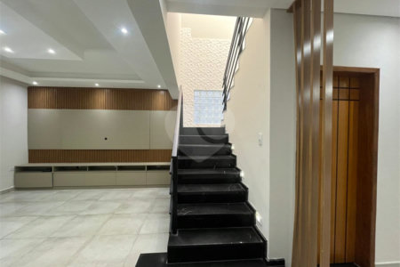 Casa à venda com 3 quartos, sendo 2 suítes, em Portal dos Pinheiros II, Itapetininga, SP