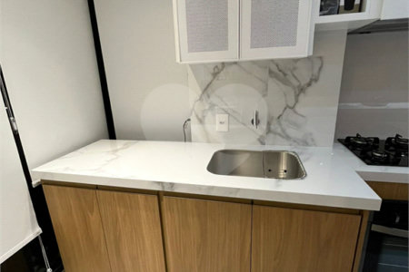 Apartamento à venda com 3 quartos, sendo 1 suíte, em Indianópolis, São Paulo, SP