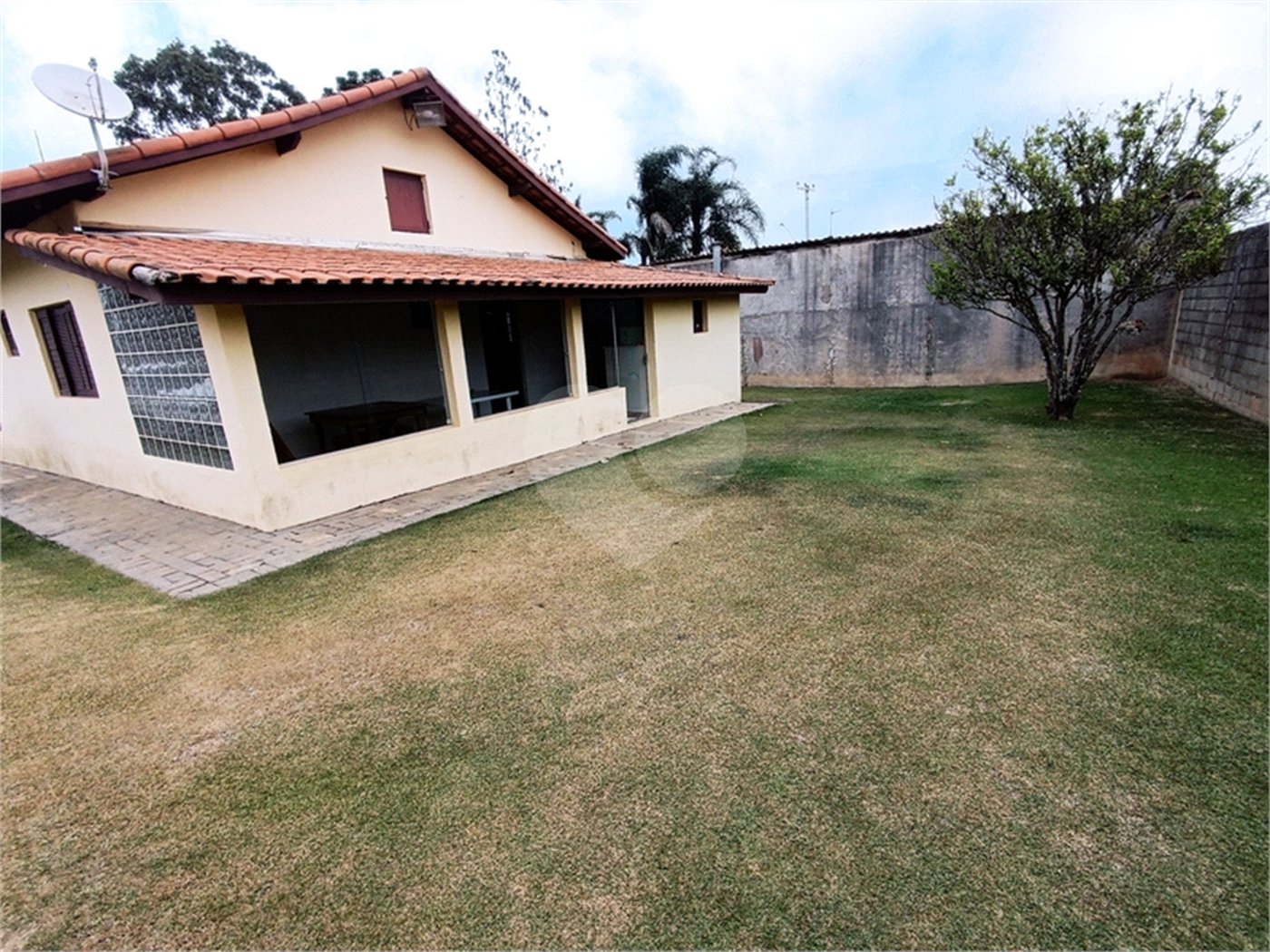 Chácara à venda com 2 suítes em Pavão (canguera), São Roque, SP