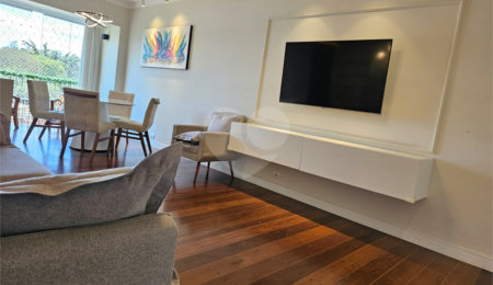 Apartamento à venda com 3 quartos, sendo 1 suíte,  em Santo Amaro, São Paulo, SP