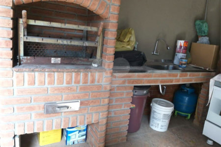 Sobrado à venda com 3 quartos, sendo 1 suíte, em Jardim Suzano, Suzano, SP