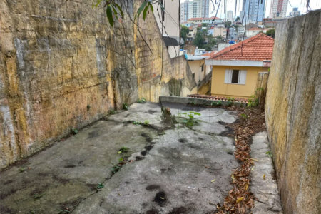 Sobrado à venda com 2 quartos em Vila Mazzei, São Paulo, SP