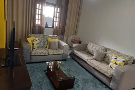 Casa à venda com 3 quartos, sendo 1 suíte, em Loteamento Rei de Ouro, Itatiba, SP