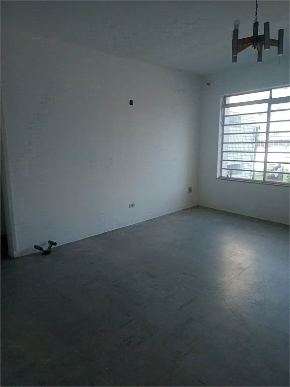 Sobrado à venda com 3 quartos em Vila Romana, São Paulo, SP