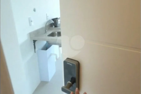 Apartamento à venda com 1 quarto em Vila Pirajussara, São Paulo, SP