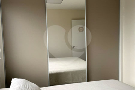 Apartamento à venda com 2 quartos em Parque Industrial Tomas Edson, São Paulo, SP