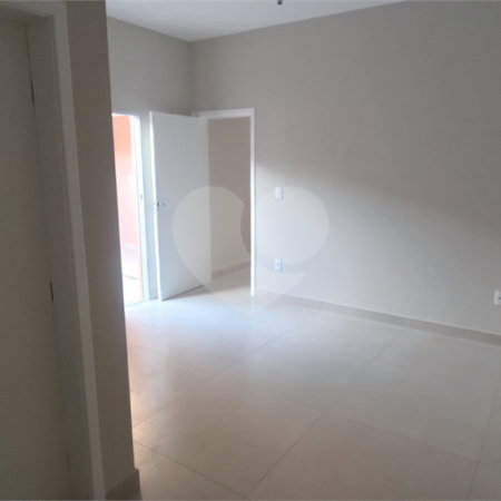 Casa à venda com 3 quartos, sendo 1 suíte, em Jardim dos Ipês, Salto, SP