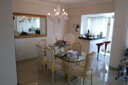 Apartamento à venda com 3 quartos, sendo 1 suíte,  em Vila Vitória, Mogi das Cruzes, SP
