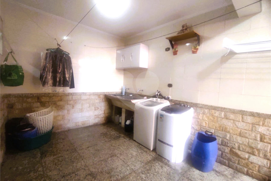Sobrado à venda com 3 quartos, sendo 1 suíte,  em Vila Paiva, São Paulo, SP